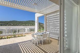 Stunning Capo Falcone Charming Apartments, 1 Bed Comfort Apt sleeps 4 ( + Child) Apartment in Stintino