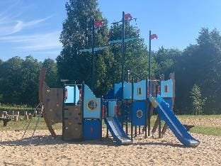 Kaszubska Osada Domek Szmaragdowy Vacation rental in Pomeranian Voivodeship