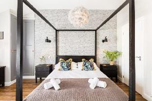 Shirt Factory Apartments - Large Studio (2nd flr) Apartment in Warrington