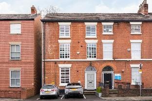 Shirt Factory Apartments - Studio with kitchenette Apartment in Warrington