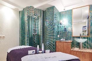 Wonderful La Villa du Lac - One Bedroom, 4 people Apartment in Divonne-les-Bains