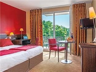 Wonderful La Villa du Lac - One Bedroom, 4 people Apartment in Divonne-les-Bains