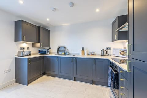 Gospel Heights by Guestz Apartment in Wirral