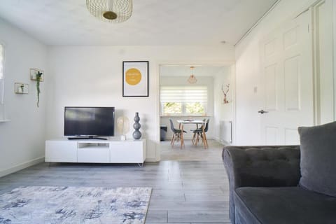 Woodside Apartment  Apartment in Coatbridge