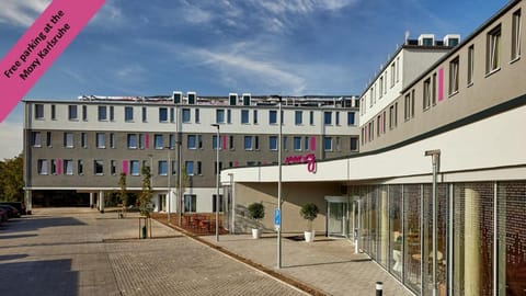 Moxy Karlsruhe Hotel in Karlsruhe