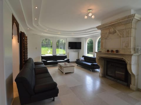 Luxurious country house Vacation rental in Zottegem