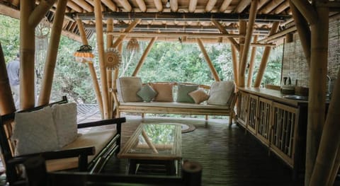 Sun Sang Eco Retreats Resort in Kerambitan
