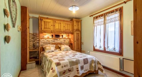 Gîte Annecy 06 - Au Royaume des Marmottes - Appt 06 Hotel in Doussard