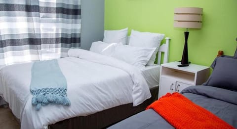 Relaxing guest House in the heart of Ndabeni Hotel in Cape Town