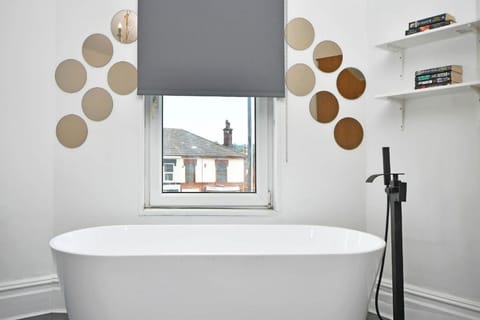 One Battison, Stoke on Trent Bed and Breakfast in Stoke-on-Trent