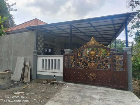 The Hidden Cliff Villa Sambangan Villa in Buleleng