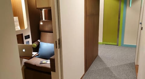 Sleepover Terminal 3, Concourse C – formerly sleep ‘n fly Hotel in Al Sharjah