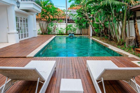 Kencana Villa Seminyak Hotel in North Kuta