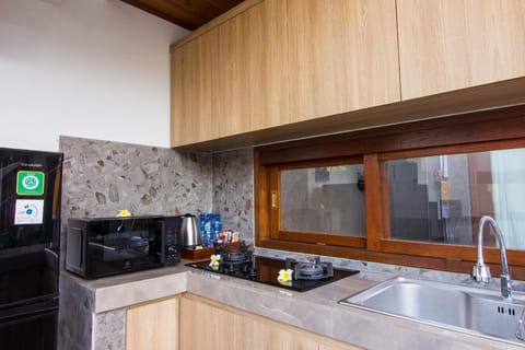 Ku Villa Ubud by Galleros Villa in Sukawati