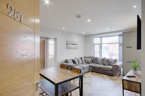 Ashley Road Apartment 2 Apartment in Poole