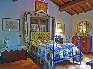 Villa in Pistoia with Heated Pool  Sauna Villa in Emilia-Romagna