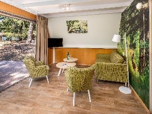 Bungalow in Bospark t Wolfsven near Nature Vacation rental in Limburg (province)