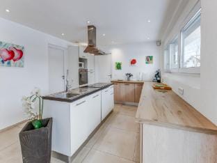 Beautiful cottage in La Chaux with jacuzzi Vacation rental in Switzerland