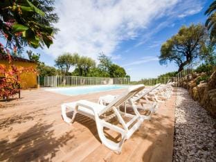 Apartment in Provence with Pool  Golf Apartment in Roquefort-les-Pins