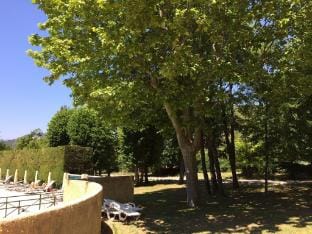 Romantic Chateau Stay Rhone Apartment in Provence-Alpes-Côte d'Azur