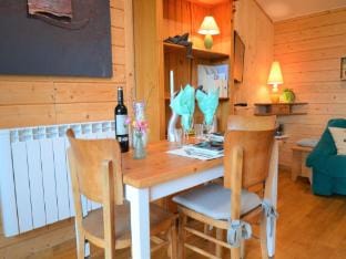 Pleasant chalet in Anhee in a charming area Vacation rental in Wallonia, Belgium