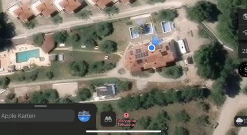 Villa Askamnia and Suites Hotel in Halkidiki