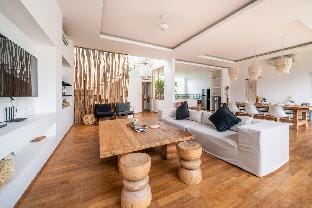 Vill Putih 3 Canggu Villa in North Kuta