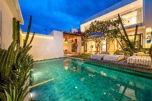 Vill Putih 3 Canggu Villa in North Kuta
