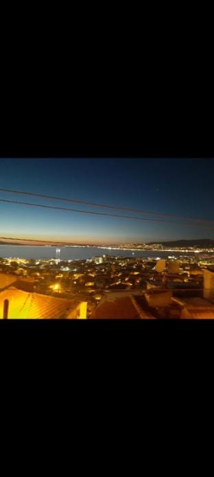 WHOLE HOUSE WITH FANTASTİC CITY AND SEAVİEW Vacation rental in Izmir
