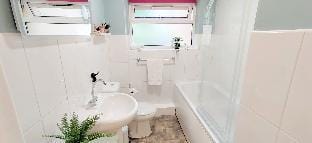 2 Single Beds, 1 BR Apartment Apartment in Forest Heath District