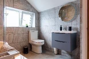 Luxury House in the Heart of Mumbles Village Vacation rental in The Mumbles