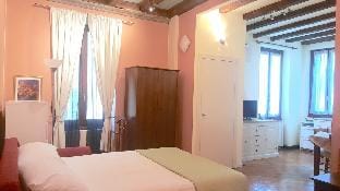 Studio Flat in the Center of Verona Apartment in Verona