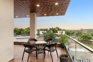 The Rose Gold by VEO - Part of StayVista Villa in Jaipur