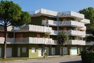 Cozy apartment with terrace in Bibione - By Beahost Rentals Apartment in Bibione