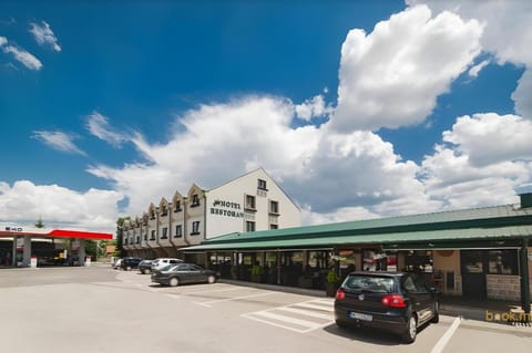 Garni hotel Niksic Hotel in Montenegro