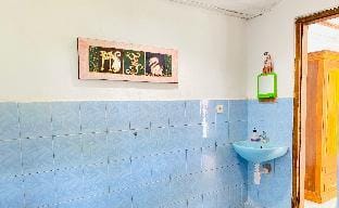 Suris  Bungalow Vacation rental in Buleleng