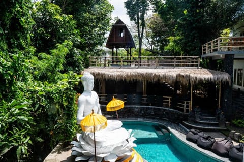 Surf & Yoga Bali Bed and Breakfast in North Kuta