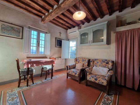 Apartment in Orbicciano with pool Vacation rental in Lucca