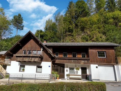 Apartment Feld am See near Ski Slopes Apartment in Carinthia, Austria