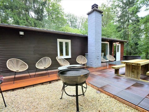 Cozy Chalet with barbecue Vacation rental in Wallonia, Belgium
