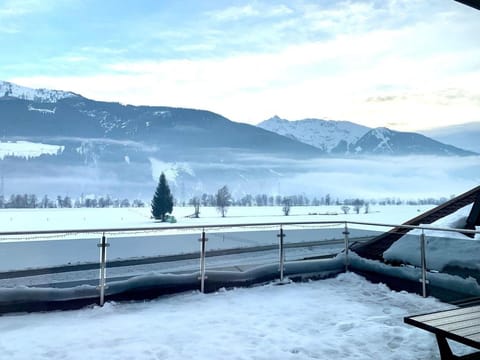 Chalet in Stuhlfelden near Ski Slopes Apartment in Salzburgerland