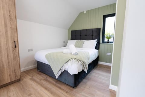 The Village at The Rocks - Luxury Glamping Resort Resort in Northern Ireland