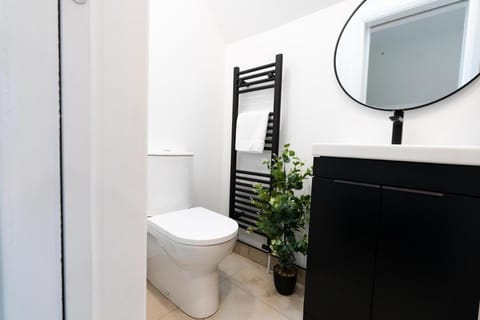 The Village at The Rocks - Luxury Glamping Resort Resort in Northern Ireland