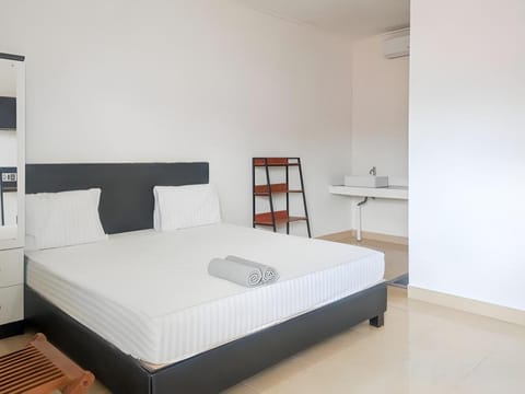 Urbanview Ava Guest House Goa Gong Hotel in Kuta Selatan