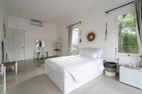 Isaiya Boutique Hotel (Room Enam) Villa in North Kuta