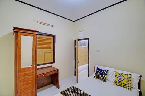 OYO Life 92953 Nirmala Kost Hotel in Buleleng