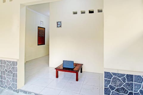 OYO Life 92953 Nirmala Kost Hotel in Buleleng