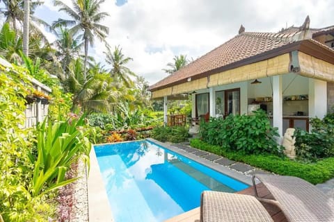 Rumah Taman Kutuh Apartment in Ubud