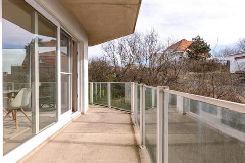 Superb apartment in the dunes of Oostduinkerke Apartment in Koksijde