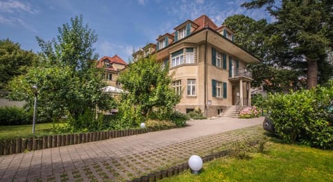 Max Aviation Villa & Apartments Apartment in City of Bern